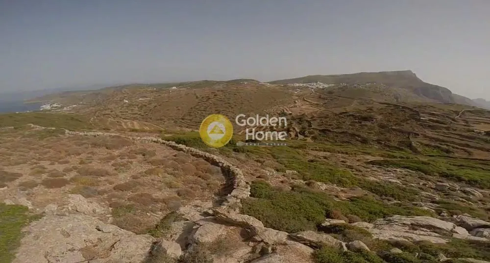 Aed - Plot with Sea and Mountain Views in Amorgos