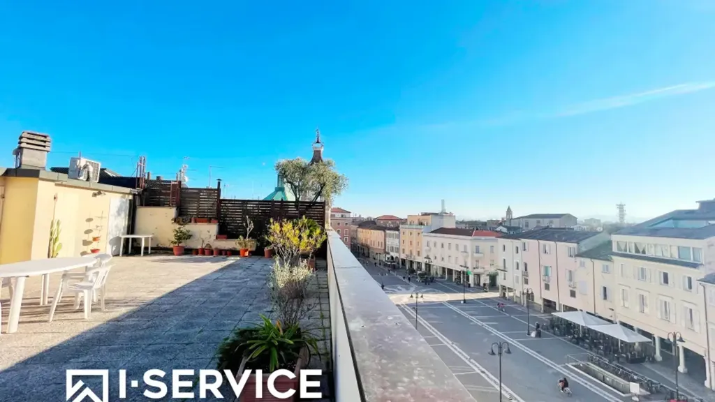 Terrass - Rustic-Style Apartment with Balcony in Rimini