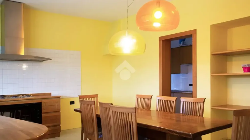 Söögituba - Villa with Pool Potential in Adro
