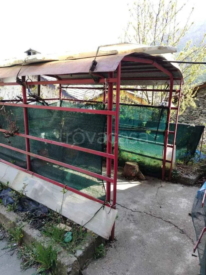 Jardin - Rustic Casale with Garden in Lemie