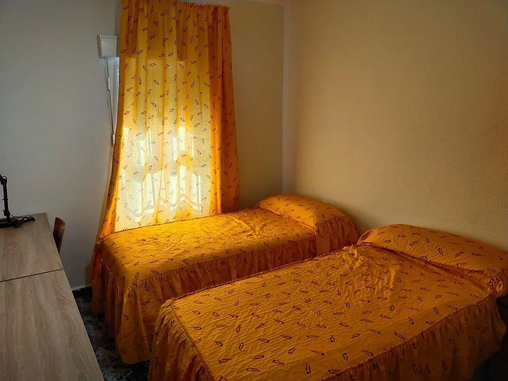 Chambres - Apartment with Balcony in Polígono Cartuja