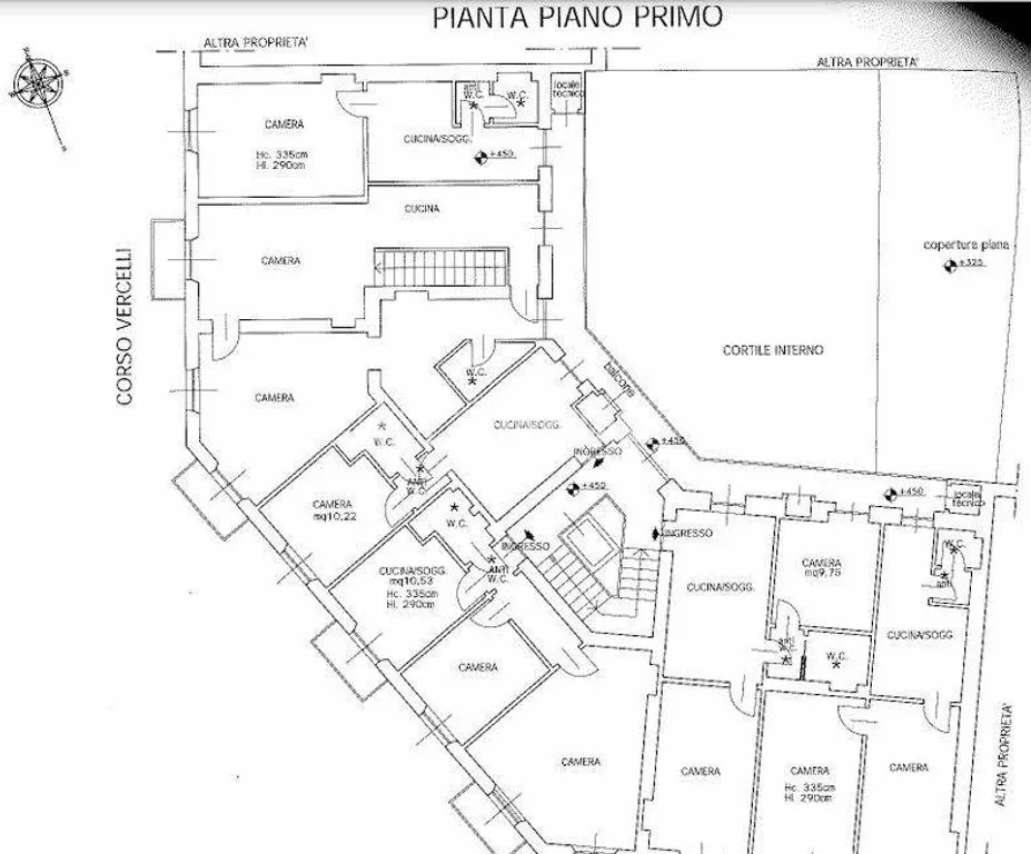 Plaan - Cielo-Terra Building with Shops in Turin