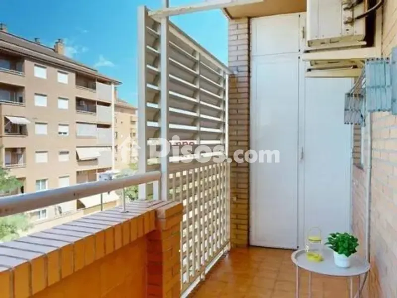 Balcone - Bright Apartment with Terrace in Valdefierro