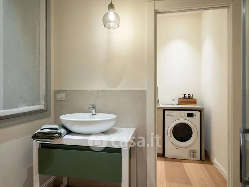 Salles de bain - New Trilocale with Balcony in Biella Historic Centre