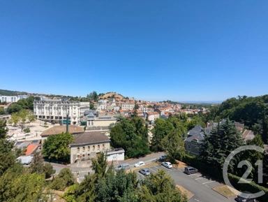 Rõdu - 3-Bed Flat with Garden in Châtel-Guyon
