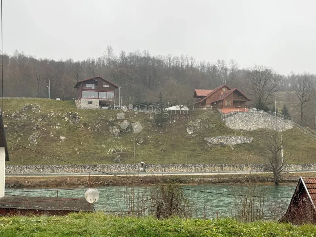 Holiday Home with River View in Netretić
