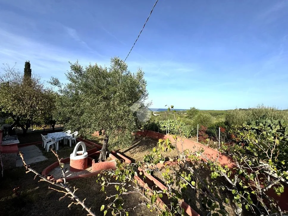 Aed - Villa with Garden near Siniscola Beaches
