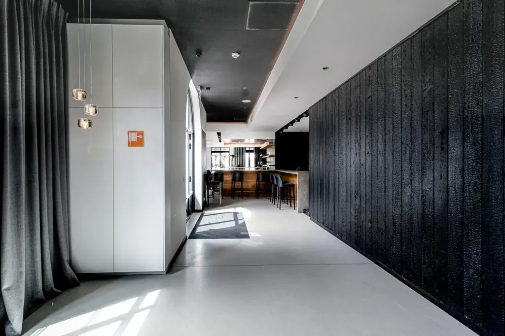Hallway - Restaurant Unit with Terrace in Knokke