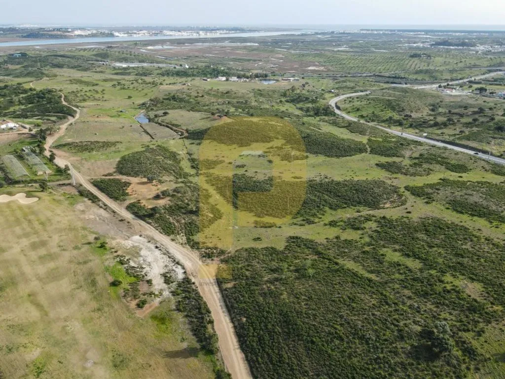 Õhuvaade - Rustic Land with Historical Setting in Castro Marim