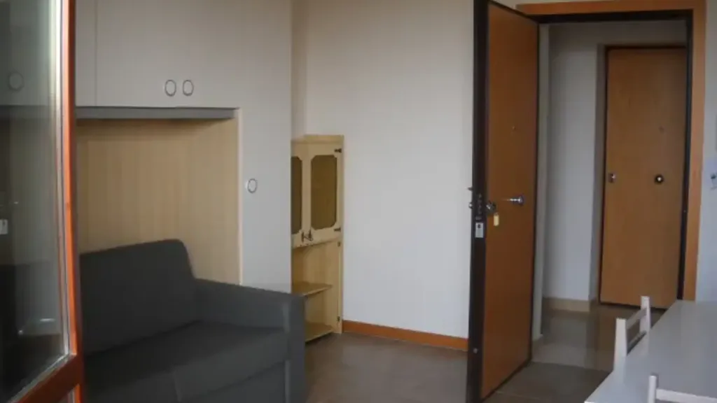 Elutuba - Studio Flat with Balcony in Ravenna