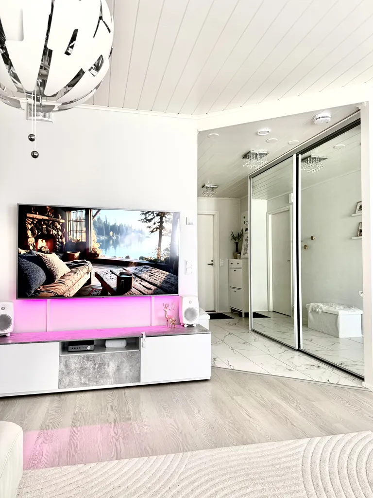 Elutuba - Modern 1st Floor Apartment with Sauna in Kärki
