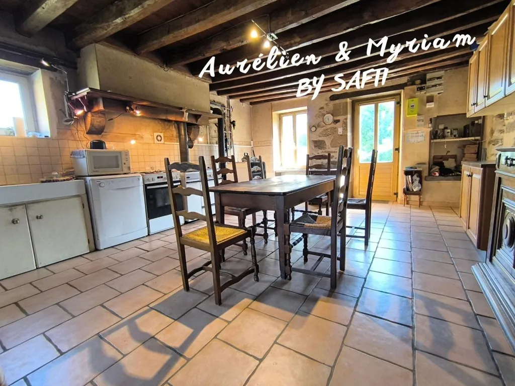 Cuisine - Fermette en Pierre avec Jardin à Saint-Maurice-la-Souterraine