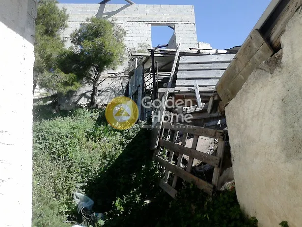 Aed - Buildable Plot with Sea View in Perama Centre