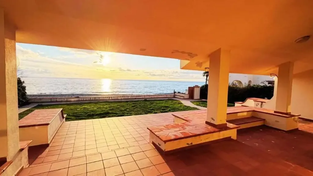 Terrasse - Villa with Sea View in Belvedere Marittimo
