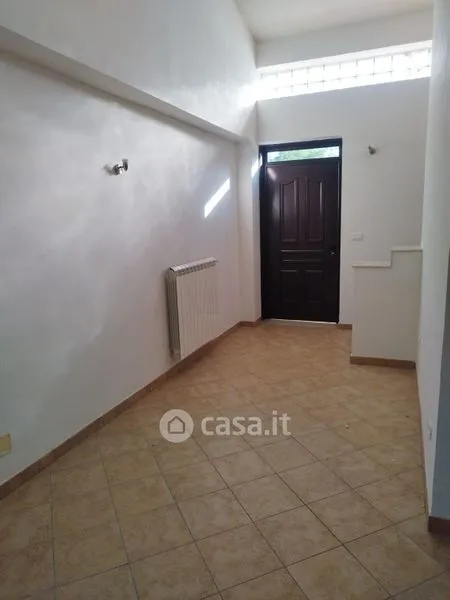 Entrée - Two-Bedroom Apartment with Terrace in Caiazzo