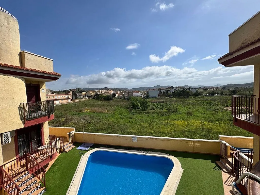 Bassein - Penthouse with Pool in Roche, La Unión