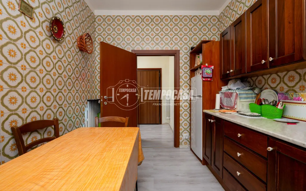 Köök - Flat with Balcony in Sassuolo