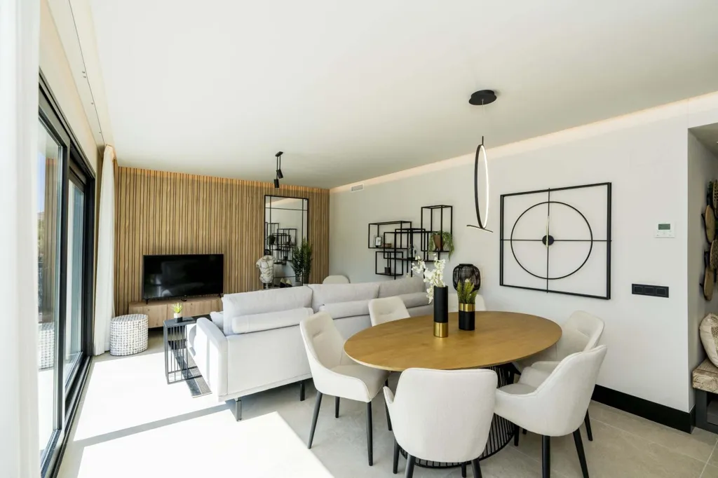 Salle à manger - 3-Bedroom Flat with Pool in Marbella