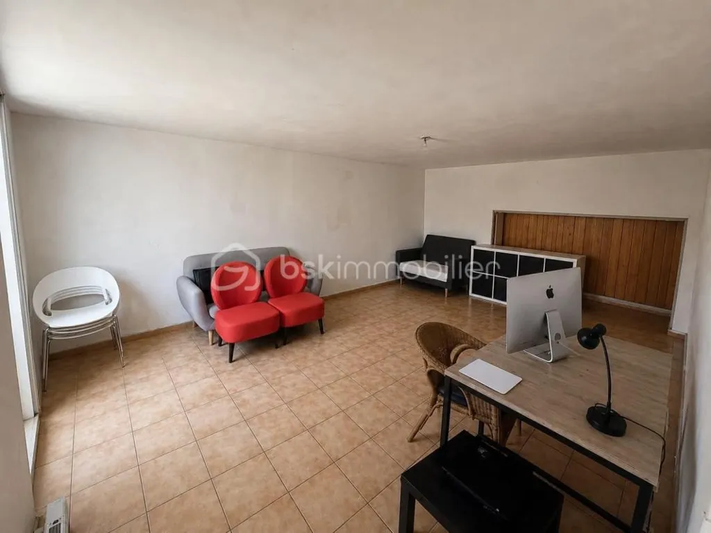 Elutuba - House with Potential in Méréville