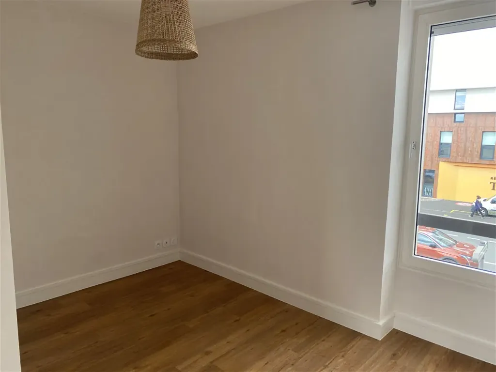 Toad - Renovated Studio with Parking in Cholet