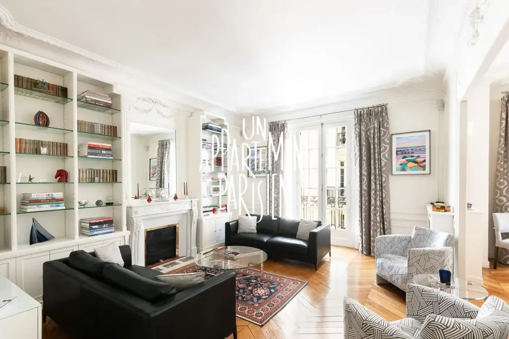 Elutuba - 4-toaline korter asukohas Neuilly-sur-Seine