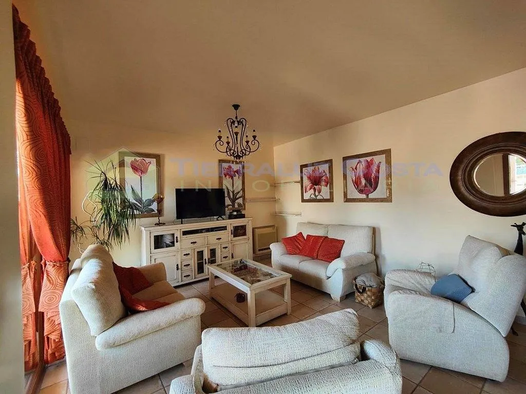 Séjour - Chalet with Pool and Terraces in Lepe