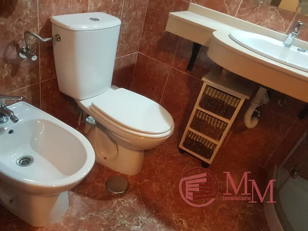 Salles de bain - Air-Conditioned Flat in City Centre