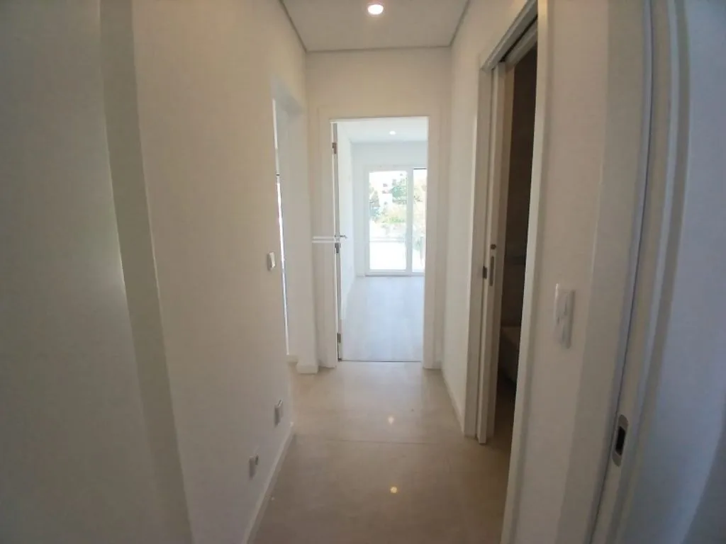 Entrée - Luxury 2-Bed Flat with Balcony in Charneca de Caparica