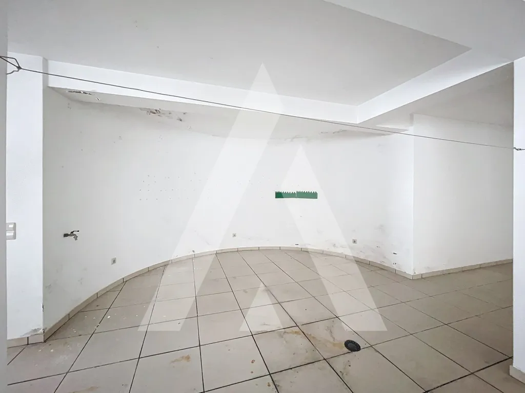 Rooms - Isolated House with Indoor Pool in Pombal