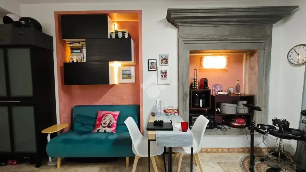 Elutuba - Fully Furnished Flat with Balcony in Scandicci
