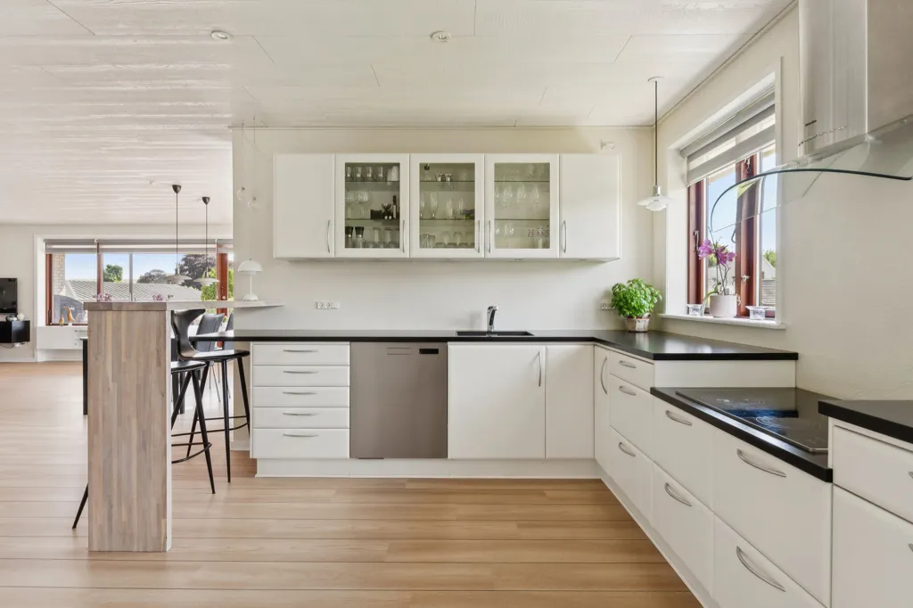 Cucina - Renovated Villa with Terrace in Humble