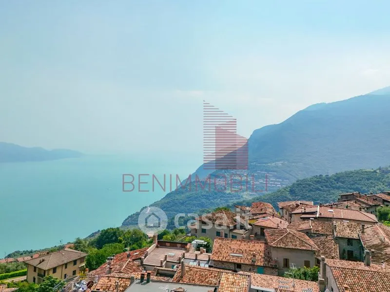 Rustic Farmhouse with Lake View in Tignale
