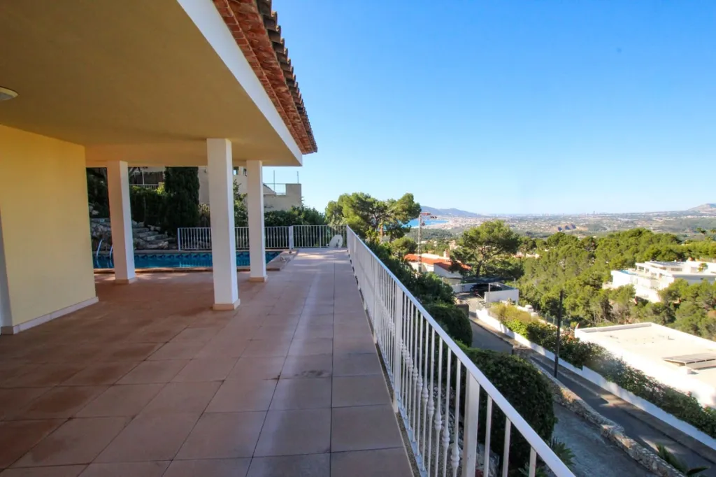 Terrass - Villa with Sea View and Pool in Altea