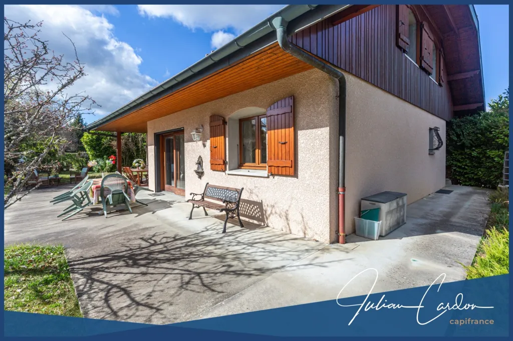 Extérieur - Maison d'Architecte avec Terrasse à Cuvat