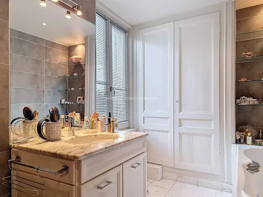 Salles de bain - Maison de Luxe avec Jardin à Honfleur