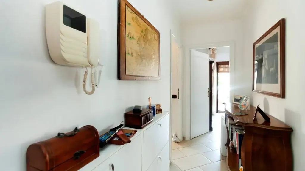 Esik - Attico with 100m² Terrace in Ciampino