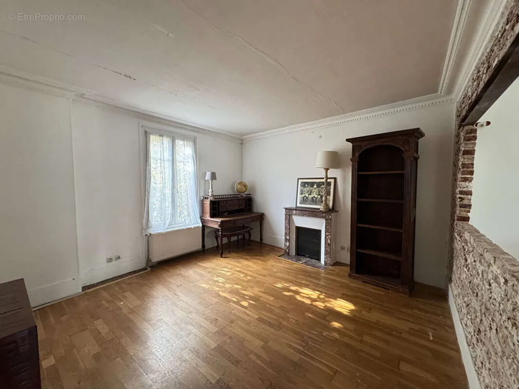 2-room apartment in Chaville