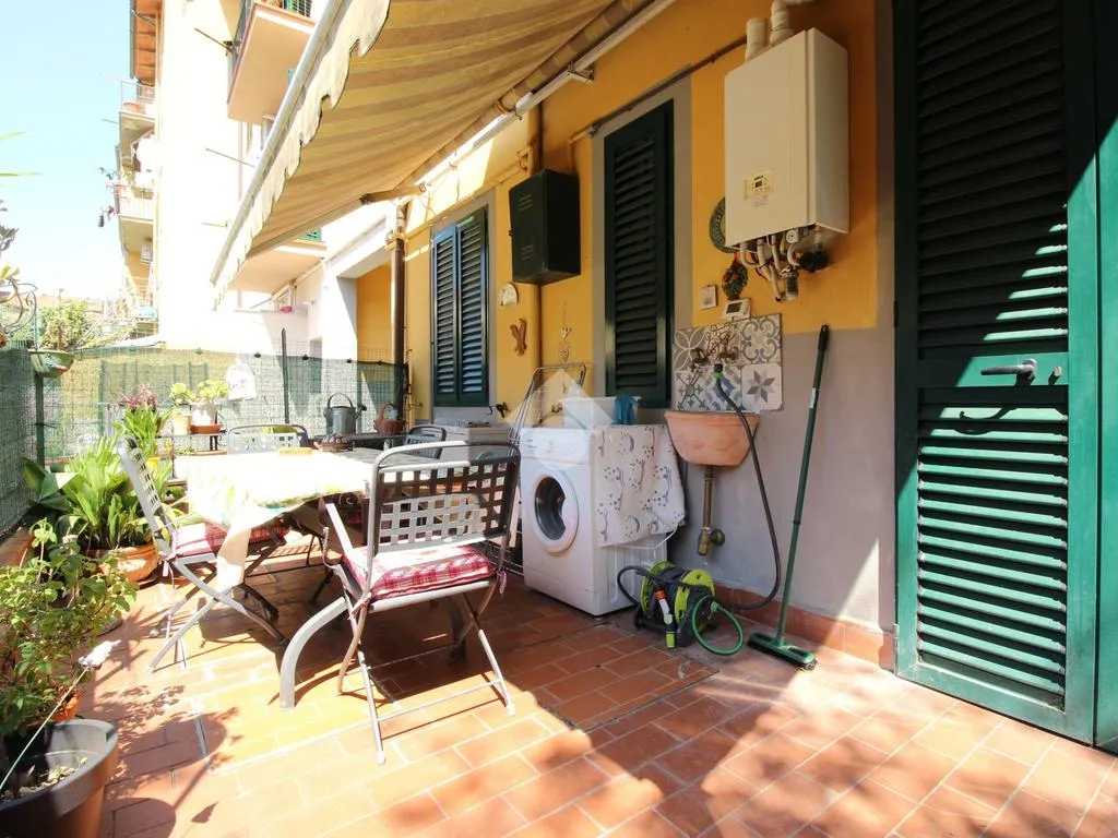 Terrazza - Terrace-Accessed Apartment in Prato