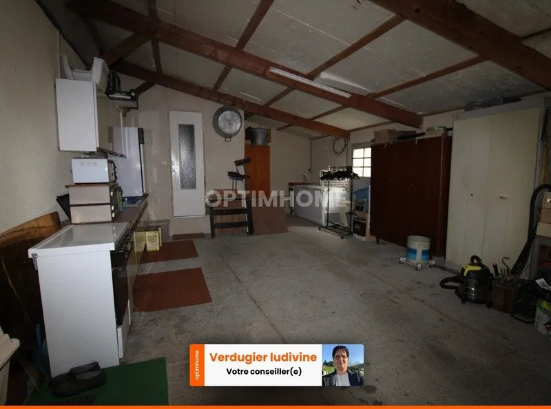 Garage - Maison en Pierre avec Piscine Couverte