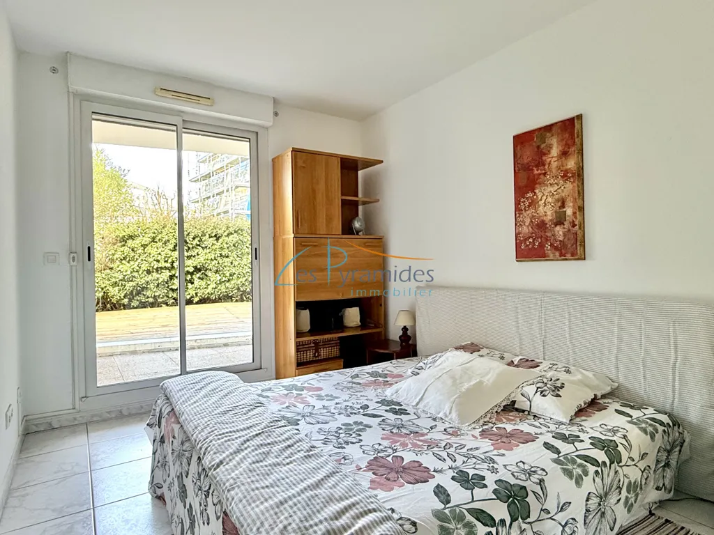 Chambres - Appartement avec Terrasse et Garage à La Grande Motte