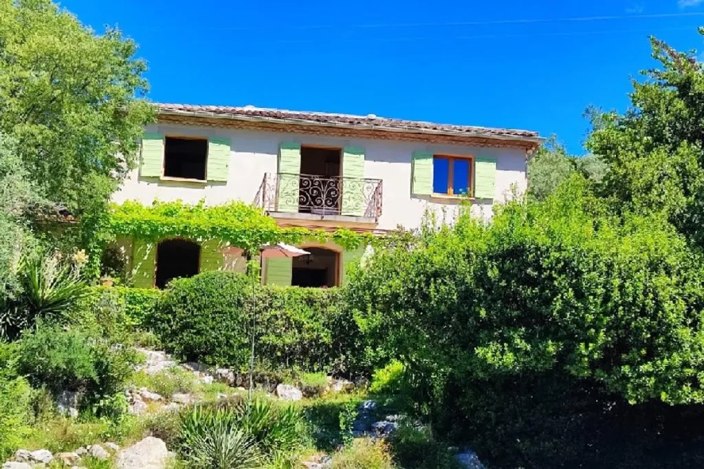 Välivaade - Bastide with Pool and Garden in Sommières