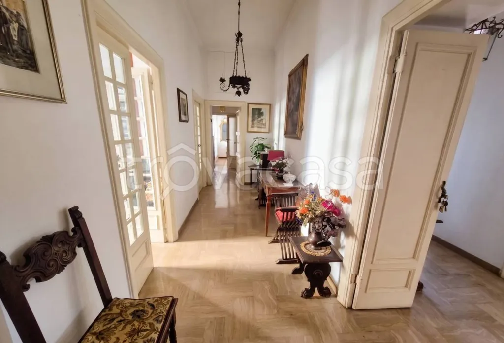 Esik - Spacious Apartment with Balcony in Perugia
