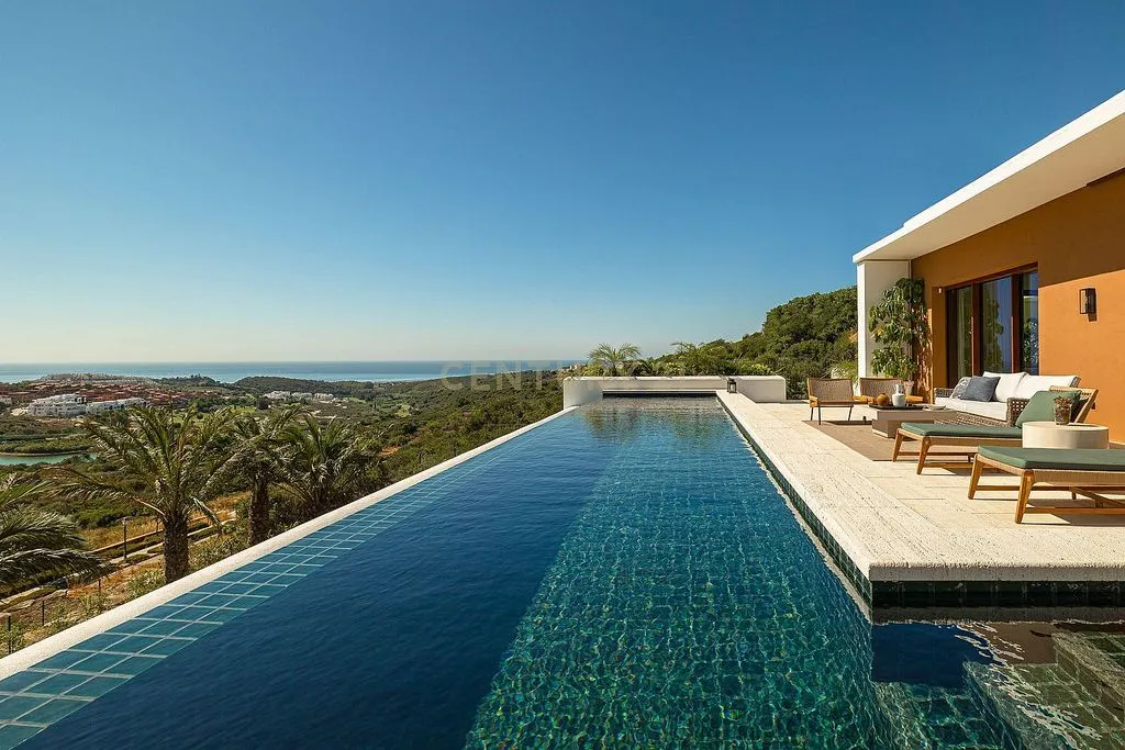 Bassein - Chalet with Golf View in Casares