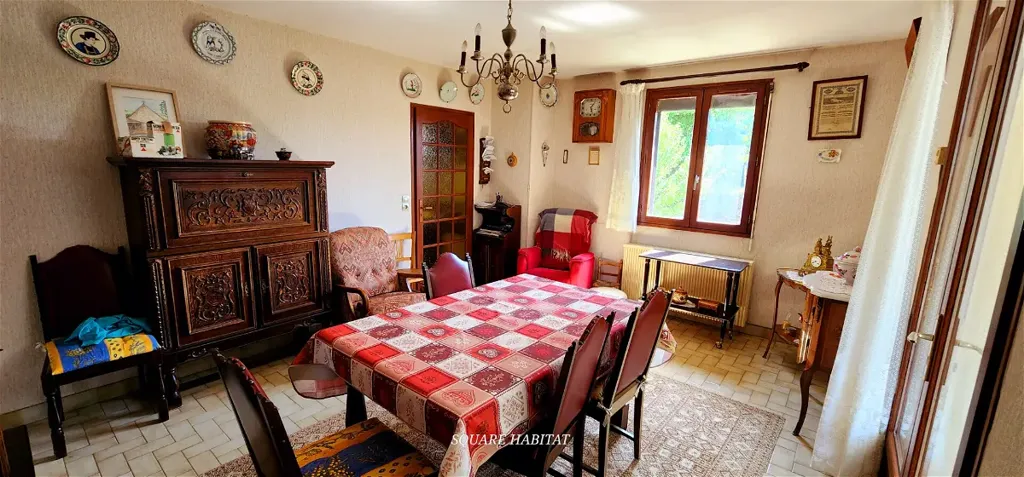 Salle à manger - Maison avec Vue Dégagée à Montmirail