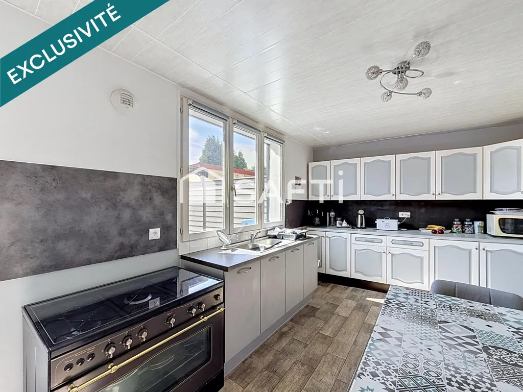 Kitchen - 6-room house in Montigny-en-Gohelle
