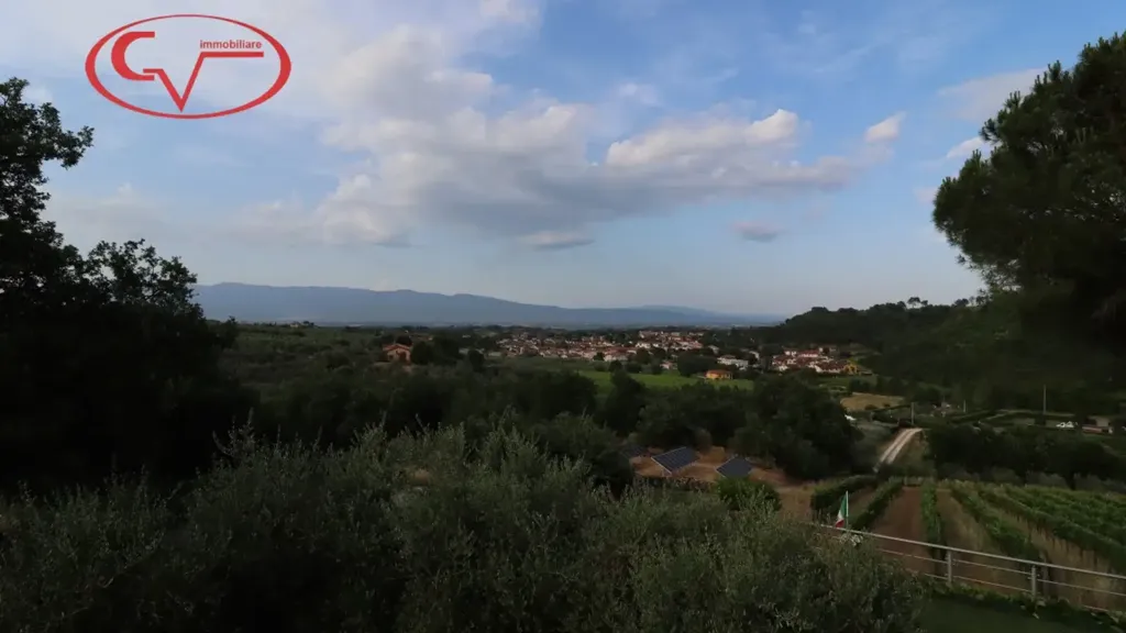 Rustic Villa with Panoramic Views in Montevarchi