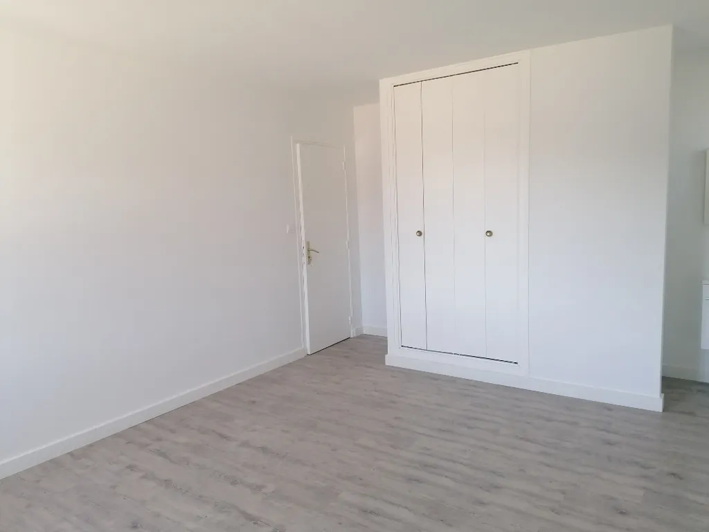 Toad - Renovated Flat with Garage in Sallèles-d'Aude