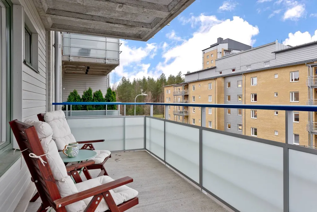 Balcone - Apartment with Balcony in Umeå