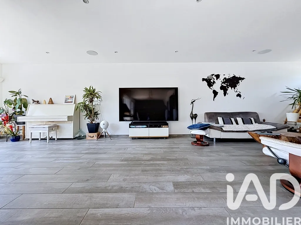 Séjour - Maison d'Architecte avec Piscine à Linas