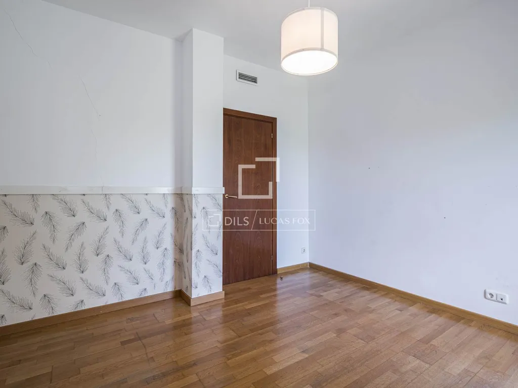 Pièces - Luxury Villa with Pool in Sant Cugat